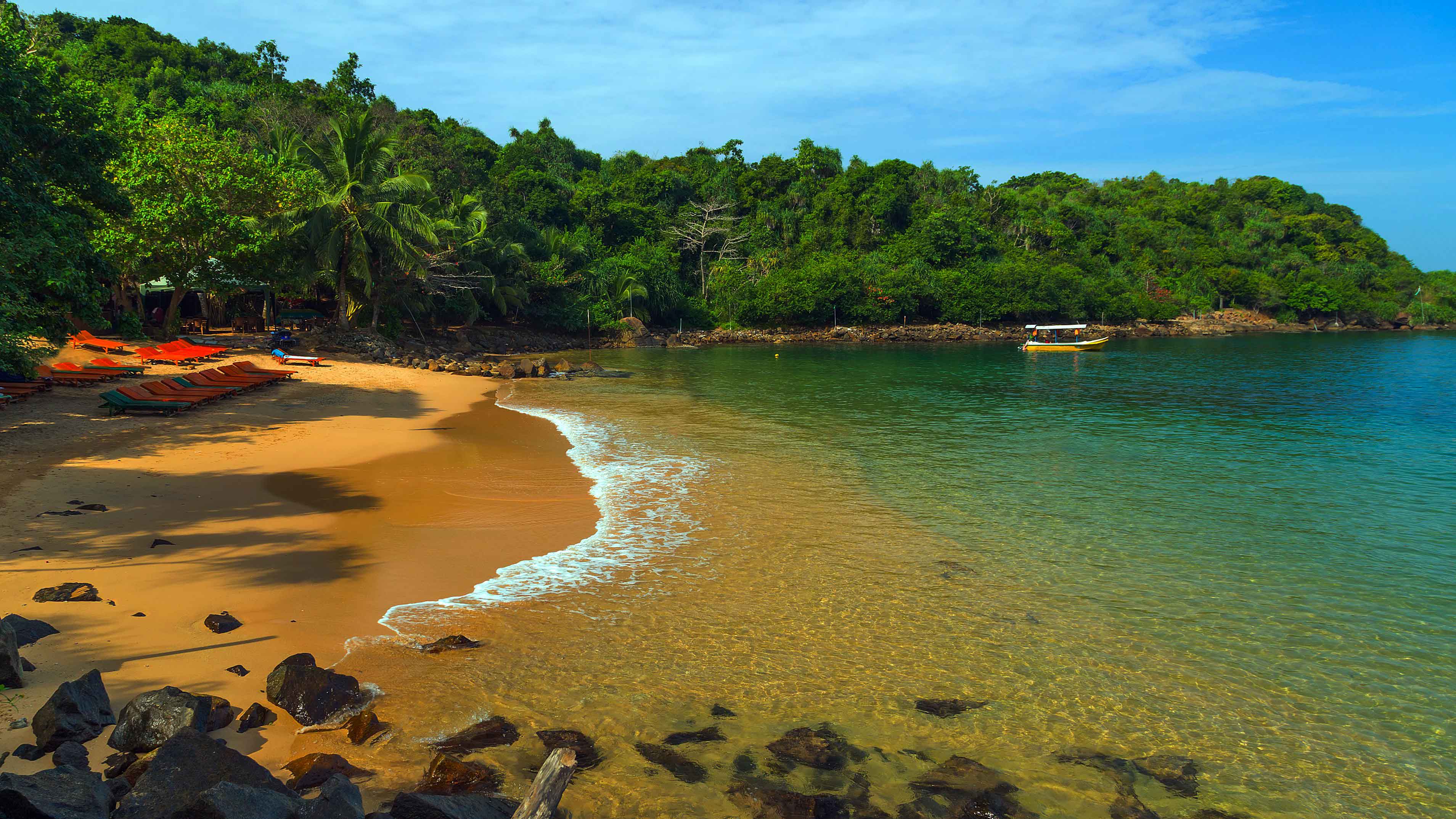 Юг шри ланки. Джангл Бич Шри Ланка. Пляж Джангл Бич Шри Ланка. Пляж Jungle Beach (Шри-Ланка, Унаватуна). Пляж Унаватуна Шри Ланка.